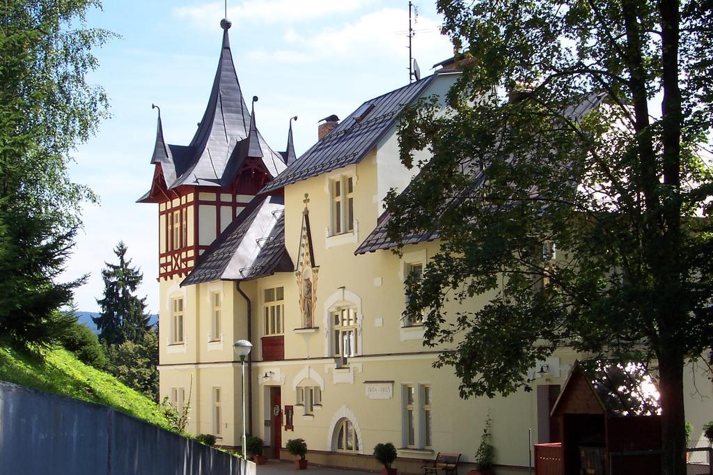 Marianum Jl,S.R.O. Hotell Janské Lázně Eksteriør bilde